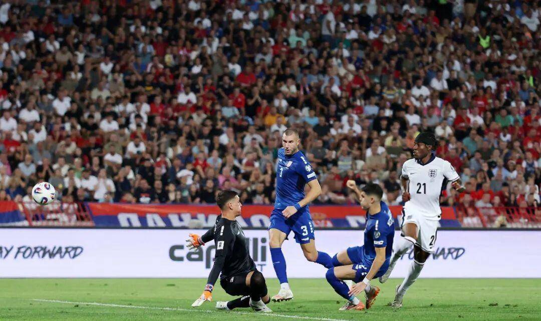 开云官方网站在线登陆-荷甲赛程吃紧，法兰克福集结日刷新队史纪录，悬念犹存，数据趋势出现新变化的简单介绍-开云官方网站在线登陆