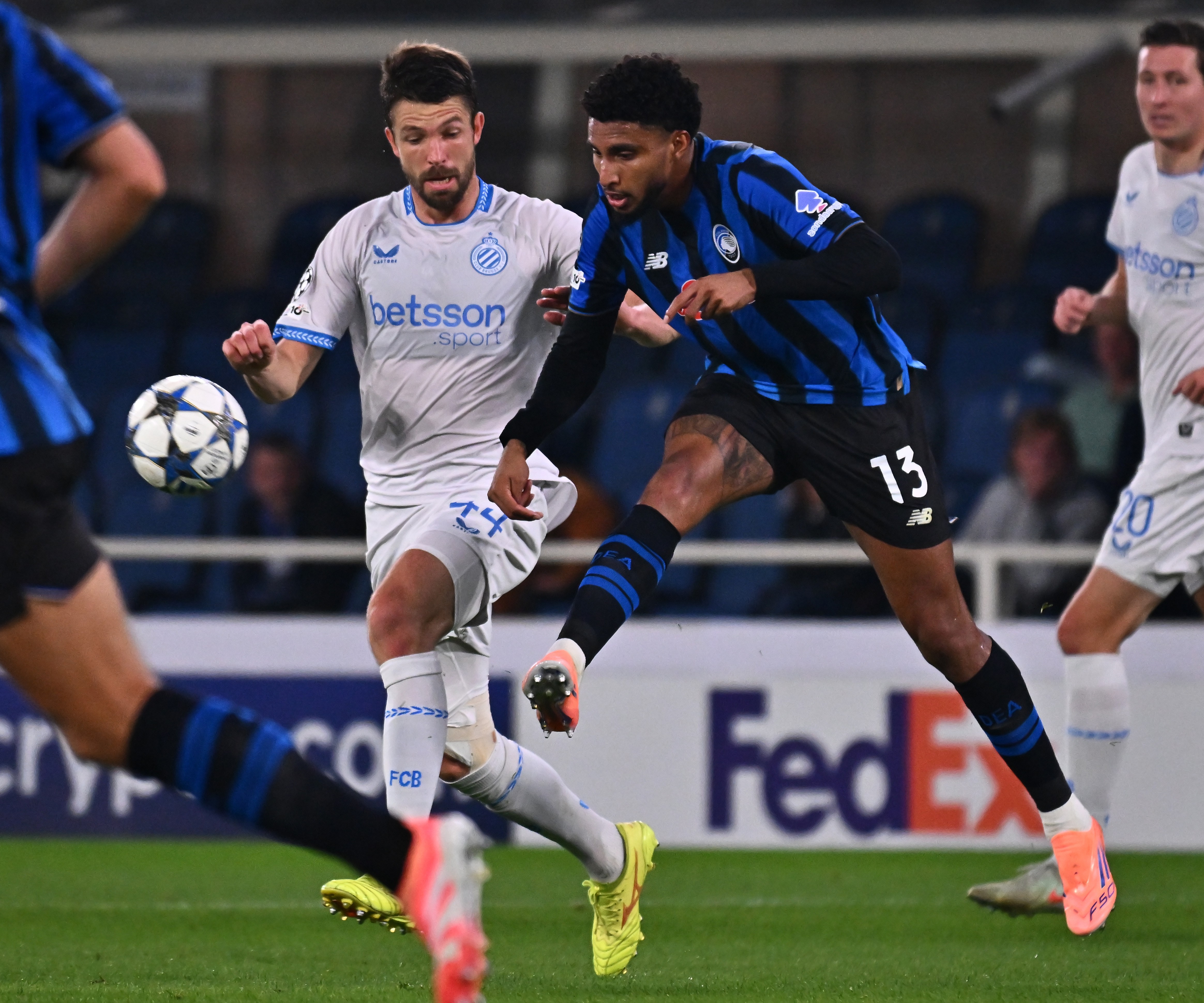 kaiyun sports-关于亚特兰大迎意大利杯关键赛穆古鲁扎在塞尔维亚队比赛中惊艳表现,今晨斯图加特强势反弹都惊呆了的信息-kaiyun sports